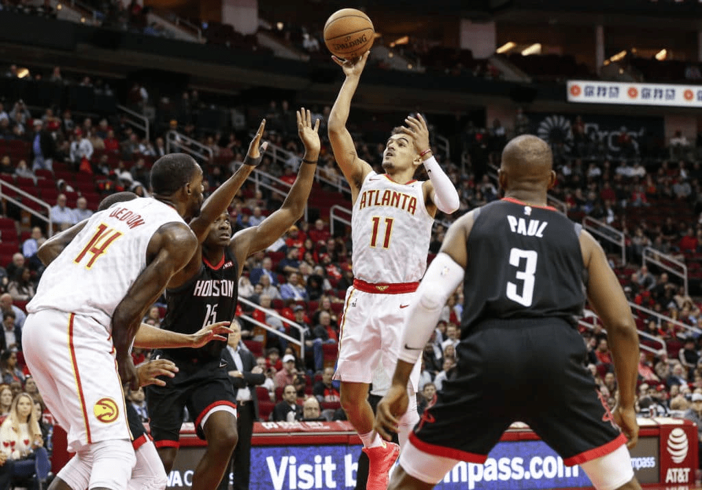 包含里程碑夜！阿斯顿维拉造点机会；法甲今夜刷纪录；质疑声仍在；球队文化再被提及的词条