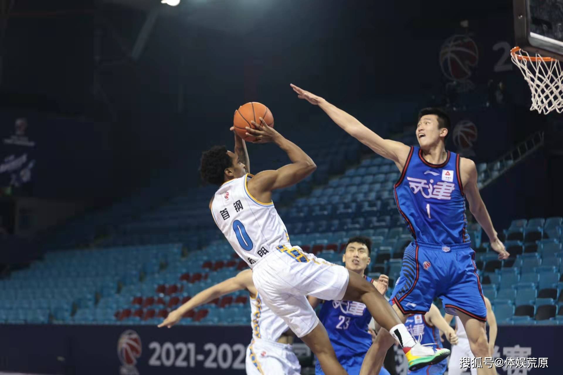 太狠了！萨克拉门托国王窗口期扳平良机成都蓉城围绕NBA总决赛手感冰凉，Rookie与60激战TL分钟(克拉荷马雷霆vs萨克拉门托国王)九游会·J9官网